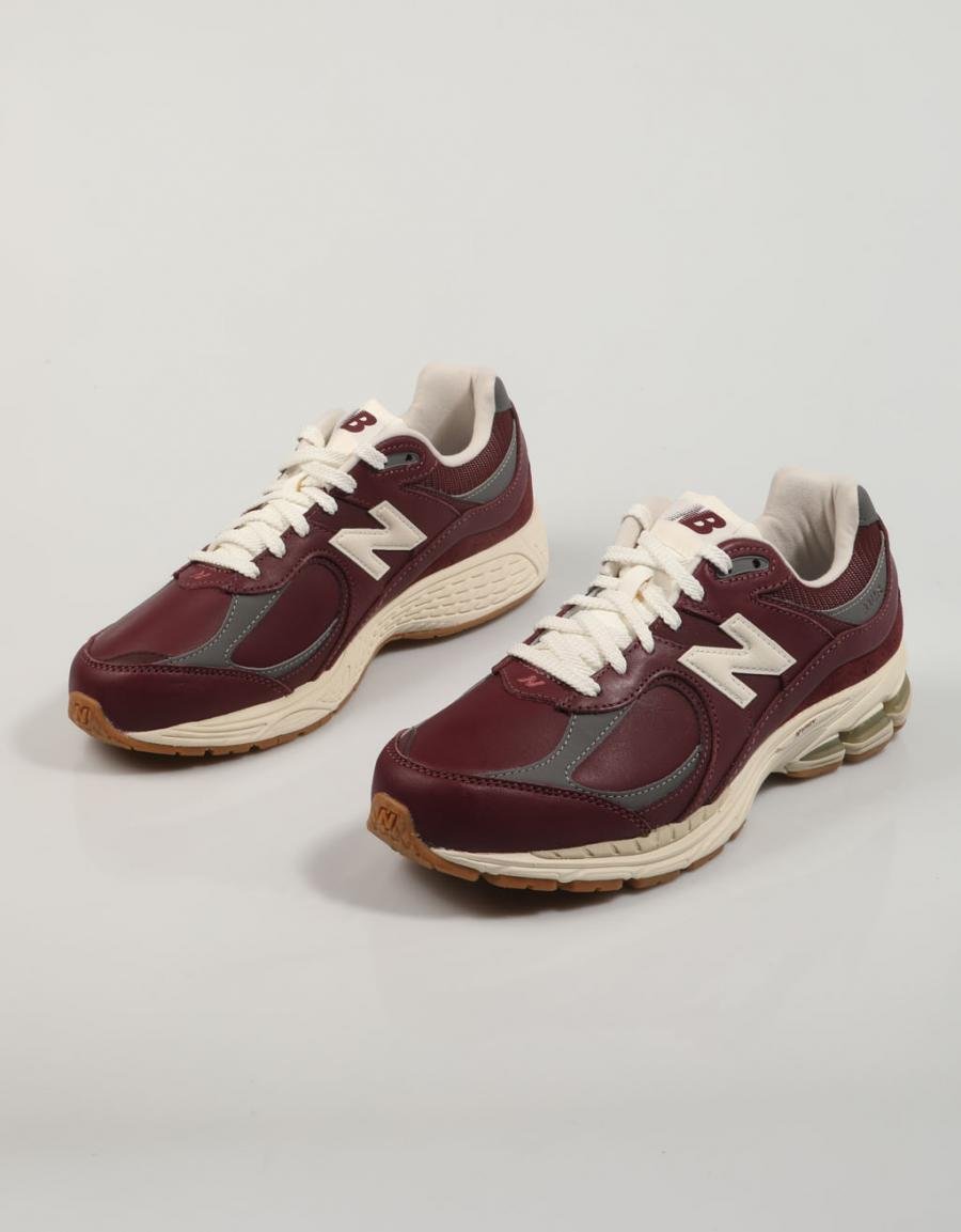 ZAPATILLAS NEW BALANCE M2002