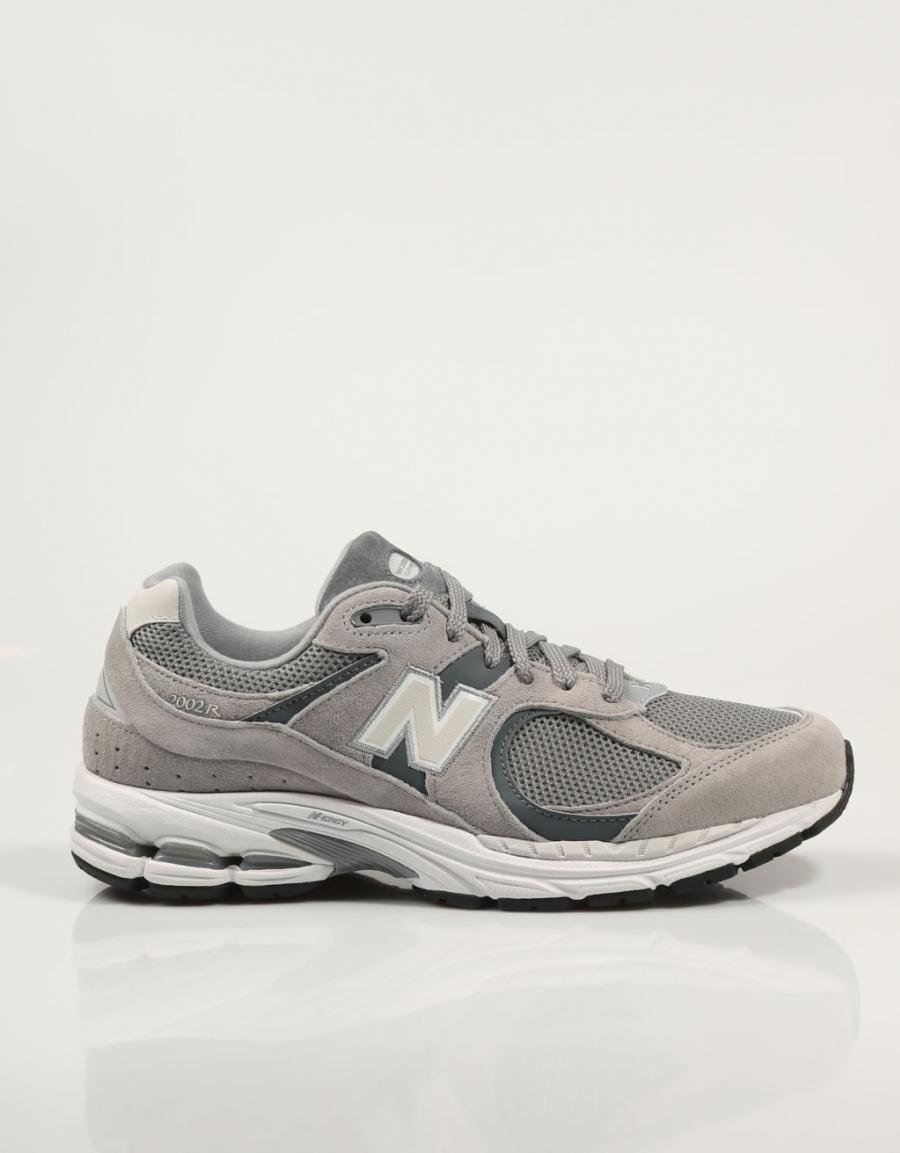 ZAPATILLAS NEW BALANCE M2002