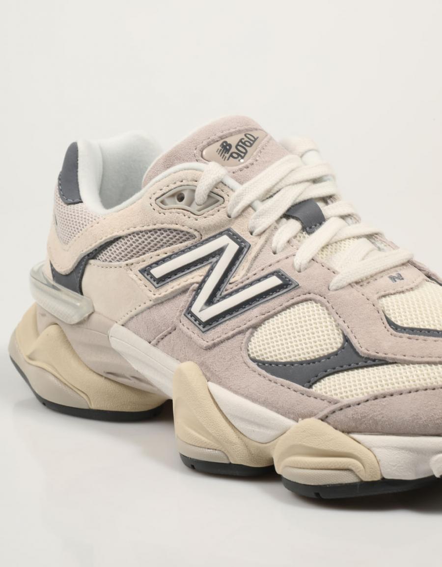 ZAPATILLAS NEW BALANCE U9060