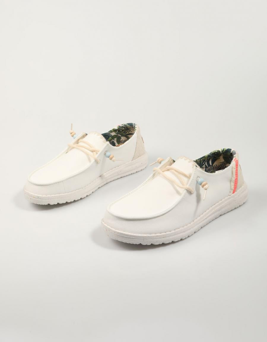 ZAPATILLAS DUDE WENDY NATURAL