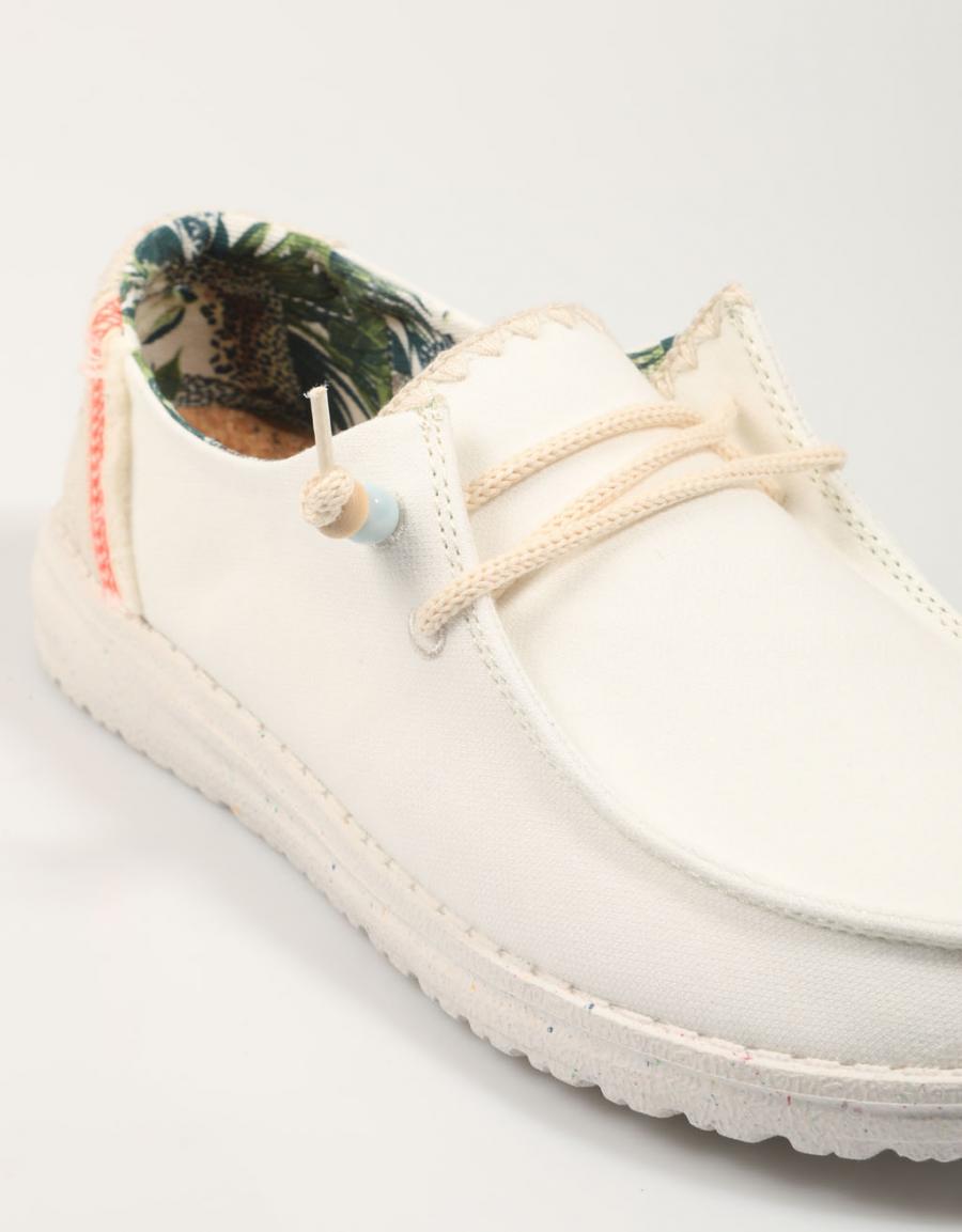 ZAPATILLAS DUDE WENDY NATURAL