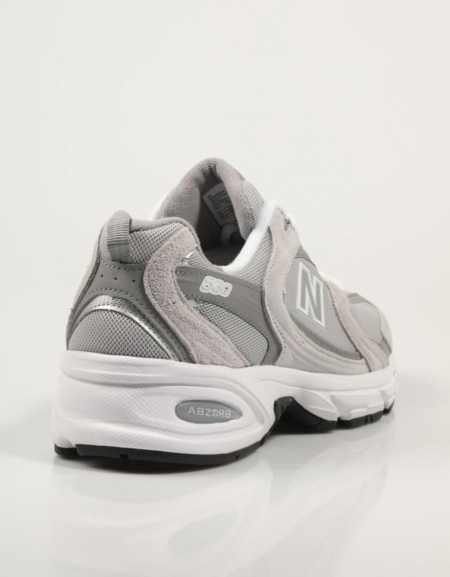 ZAPATILLAS NEW BALANCE MR530