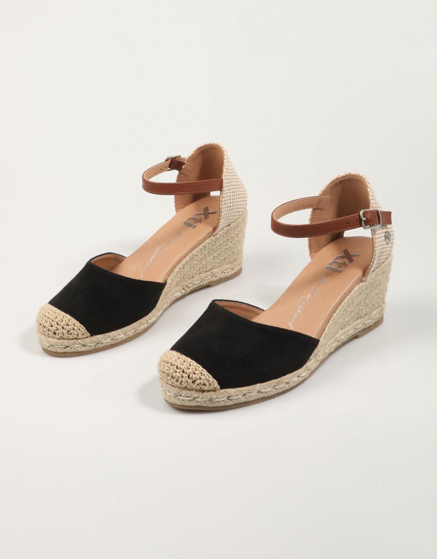 SANDALIAS XTI 140746