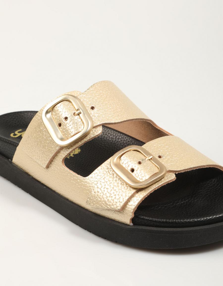 SANDALIAS YOKONO MORENA 700