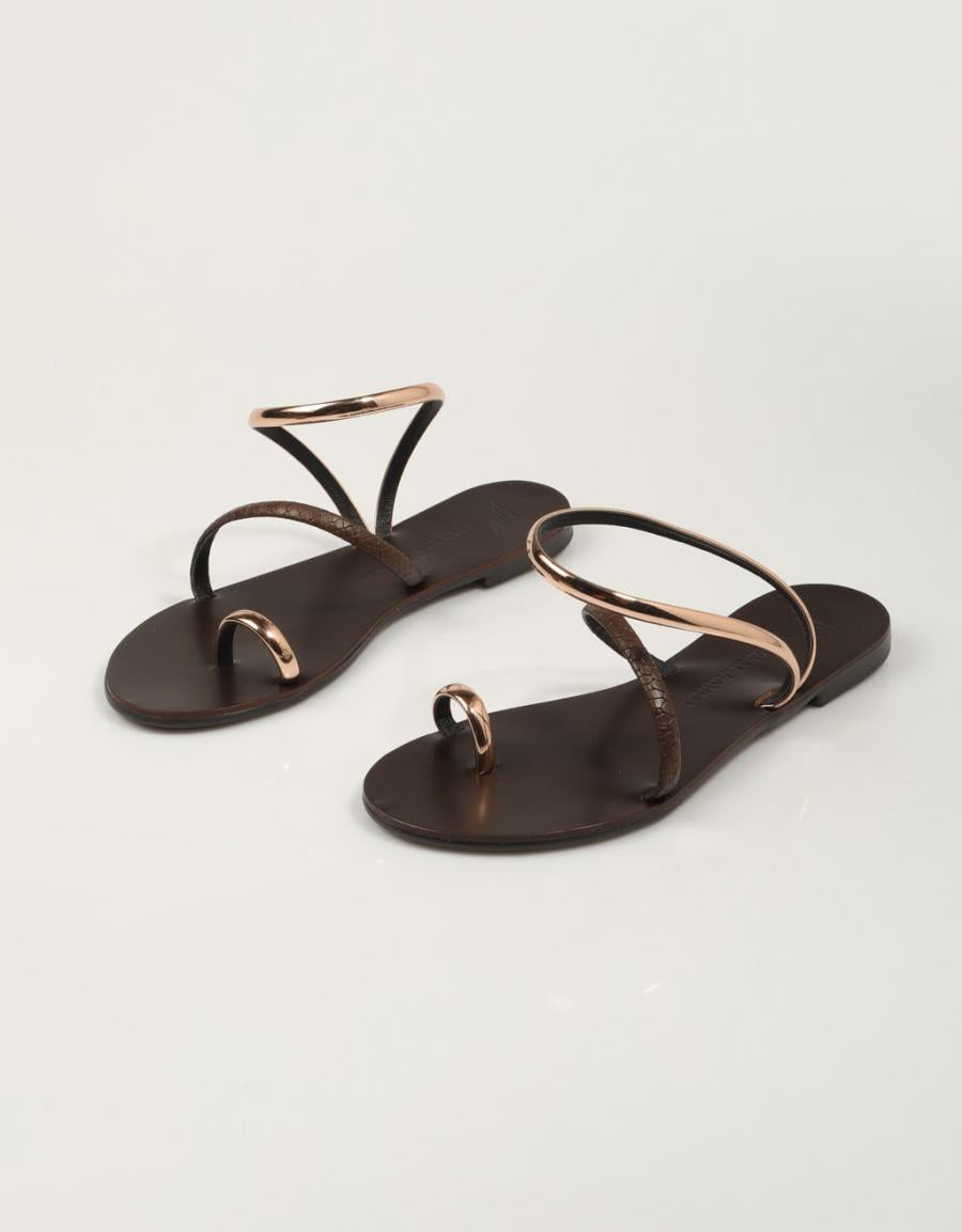 SANDALIAS NICOLAS LAINAS 963 T en color Marron