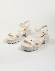 SANDALIAS REFRESH 79281 en color Hielo