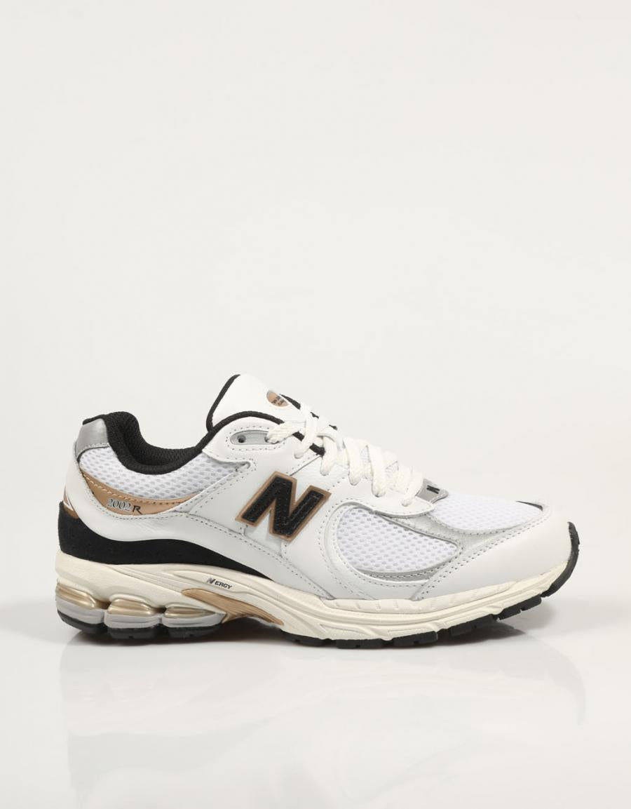 ZAPATILLAS NEW BALANCE M2002