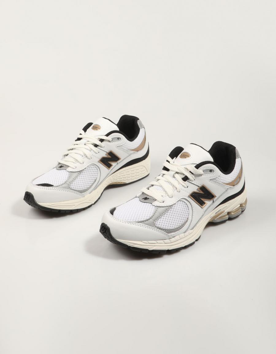 ZAPATILLAS NEW BALANCE M2002