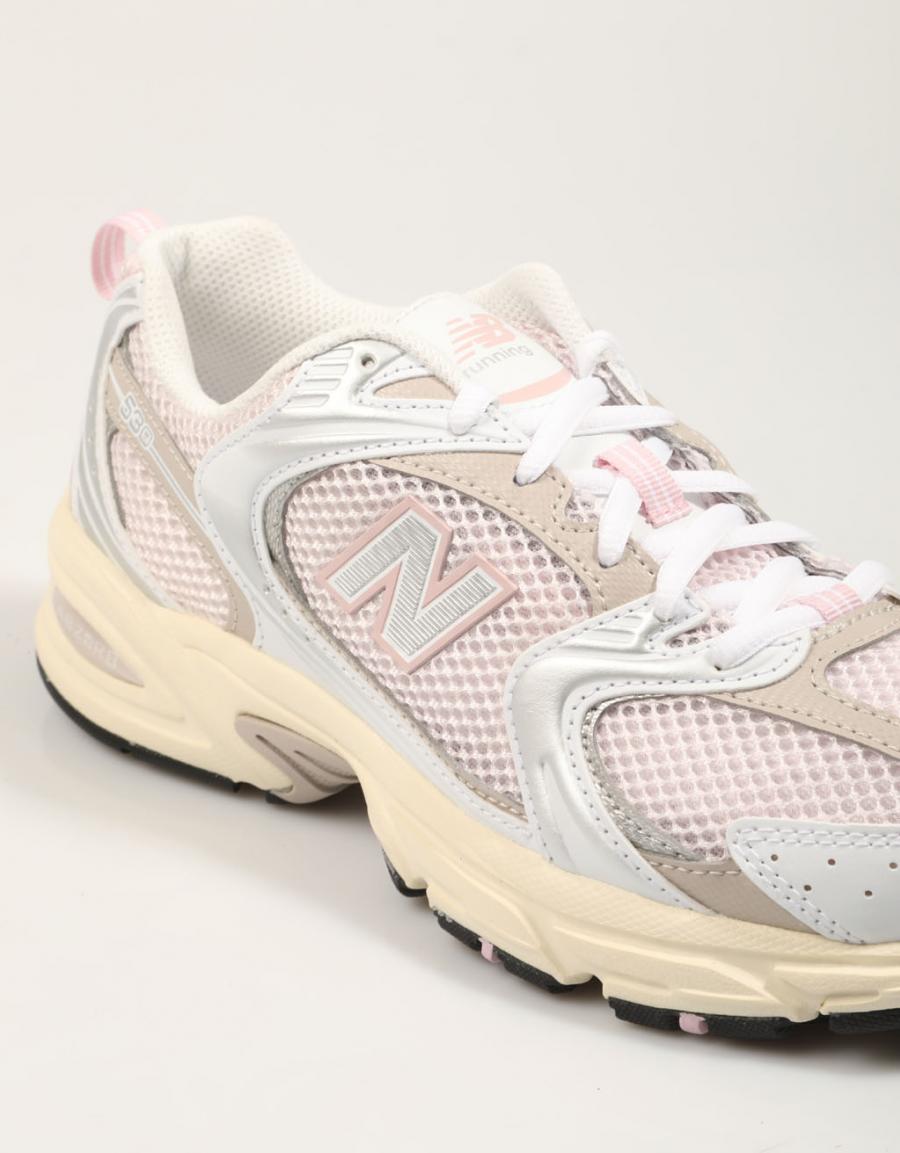 ZAPATILLAS NEW BALANCE MR530