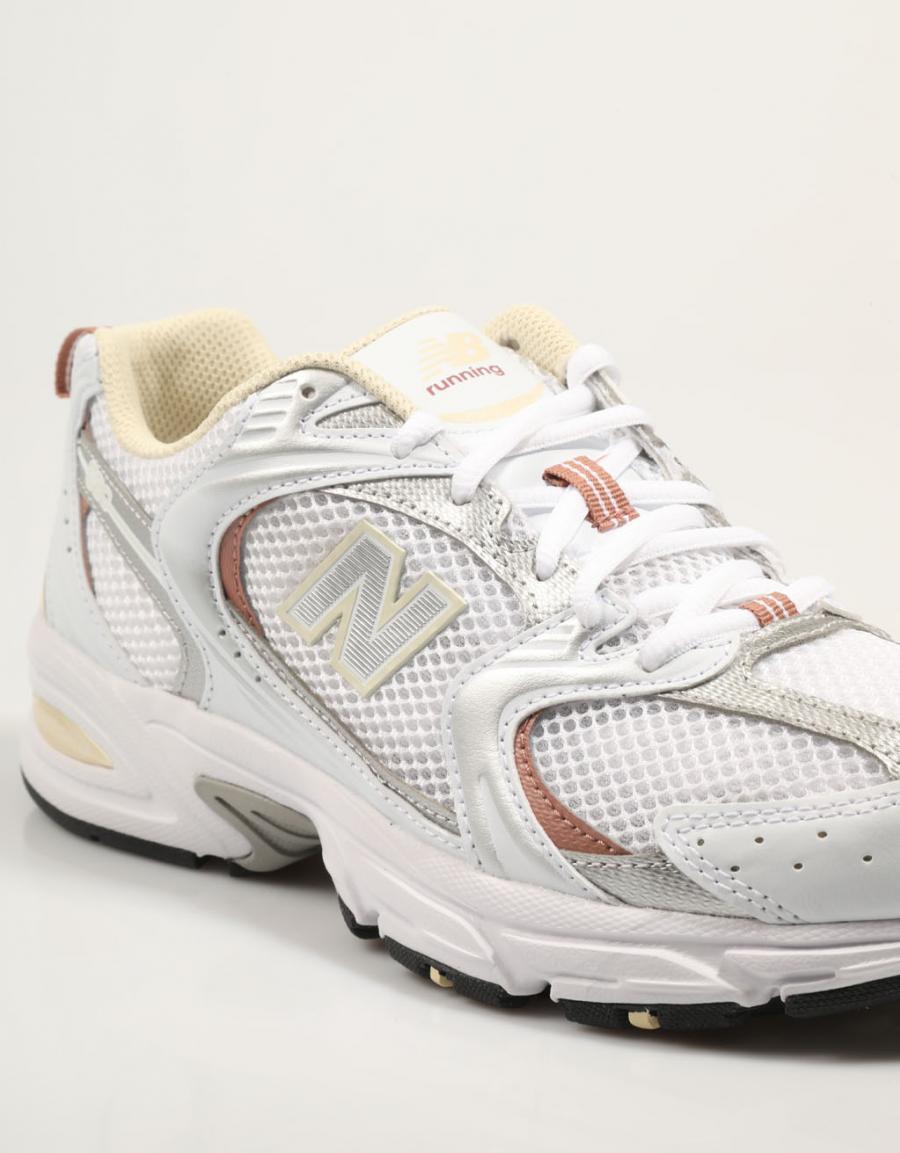 NEW BALANCE MR530, ZAPATILLAS Blanco Textil 85707 – Mayka