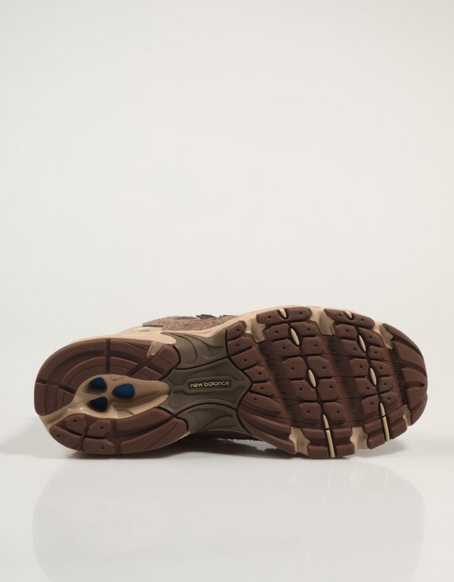 ZAPATILLAS NEW BALANCE MR530