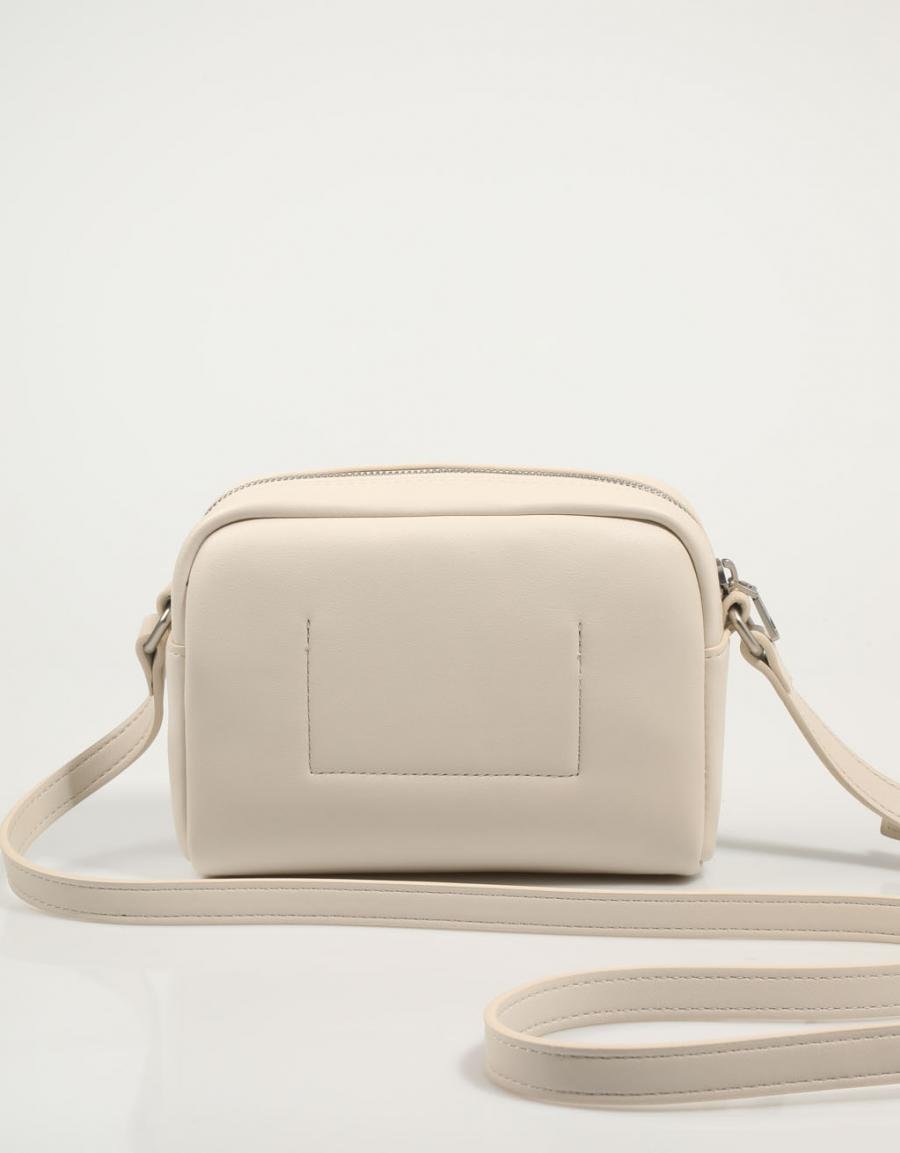 BOLSO CALVIN KLEIN SCULPTED CAMERA BAG18 MONO