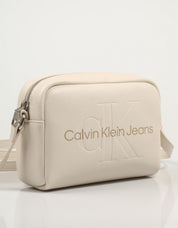 BOLSO CALVIN KLEIN SCULPTED CAMERA BAG18 MONO