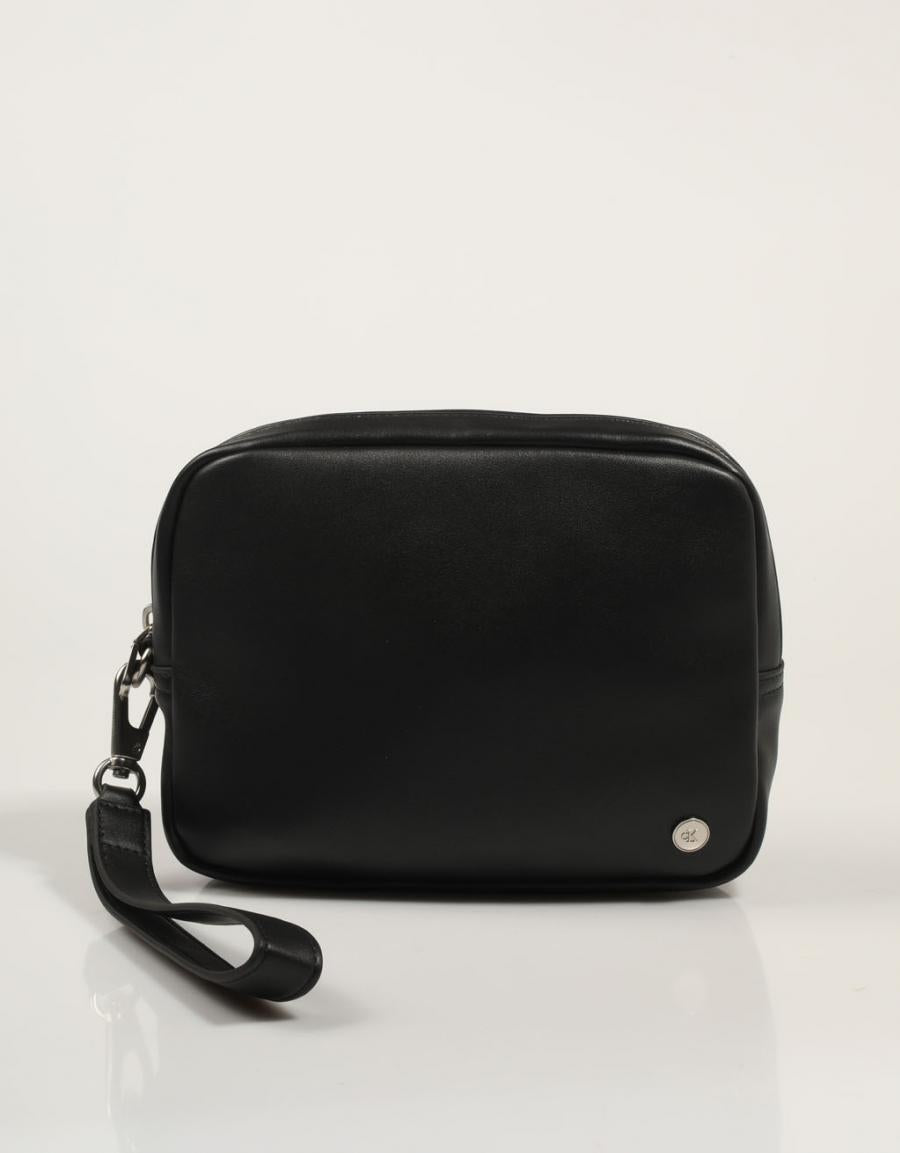 BOLSO CALVIN KLEIN JEANS HARDWARE ZIP POUCH