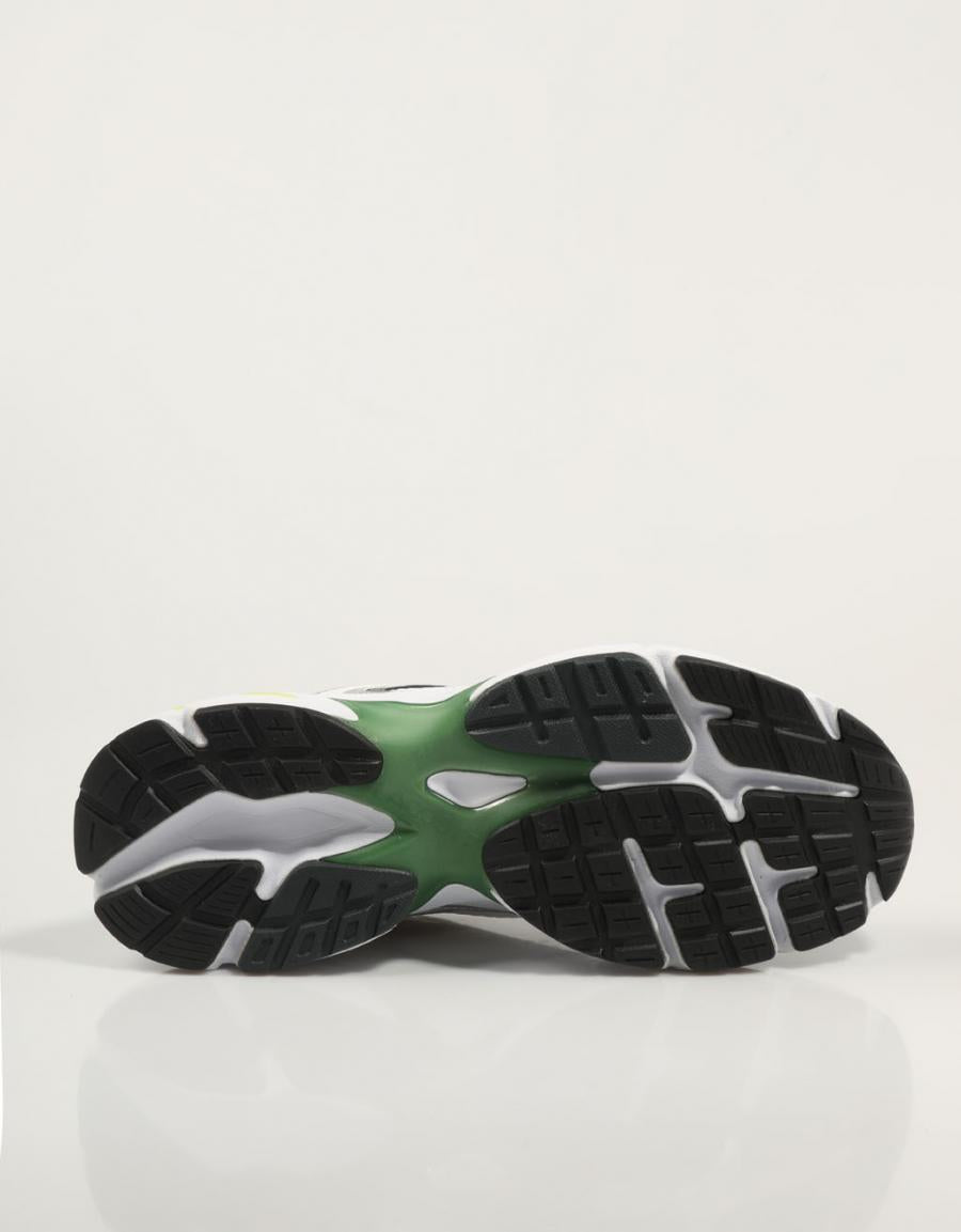 ZAPATILLAS LACOSTE STORM 96 2K 224 1 SMA 48SMA0070