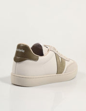 Victoria 1126184 Berlin Cyclist Carmin in White