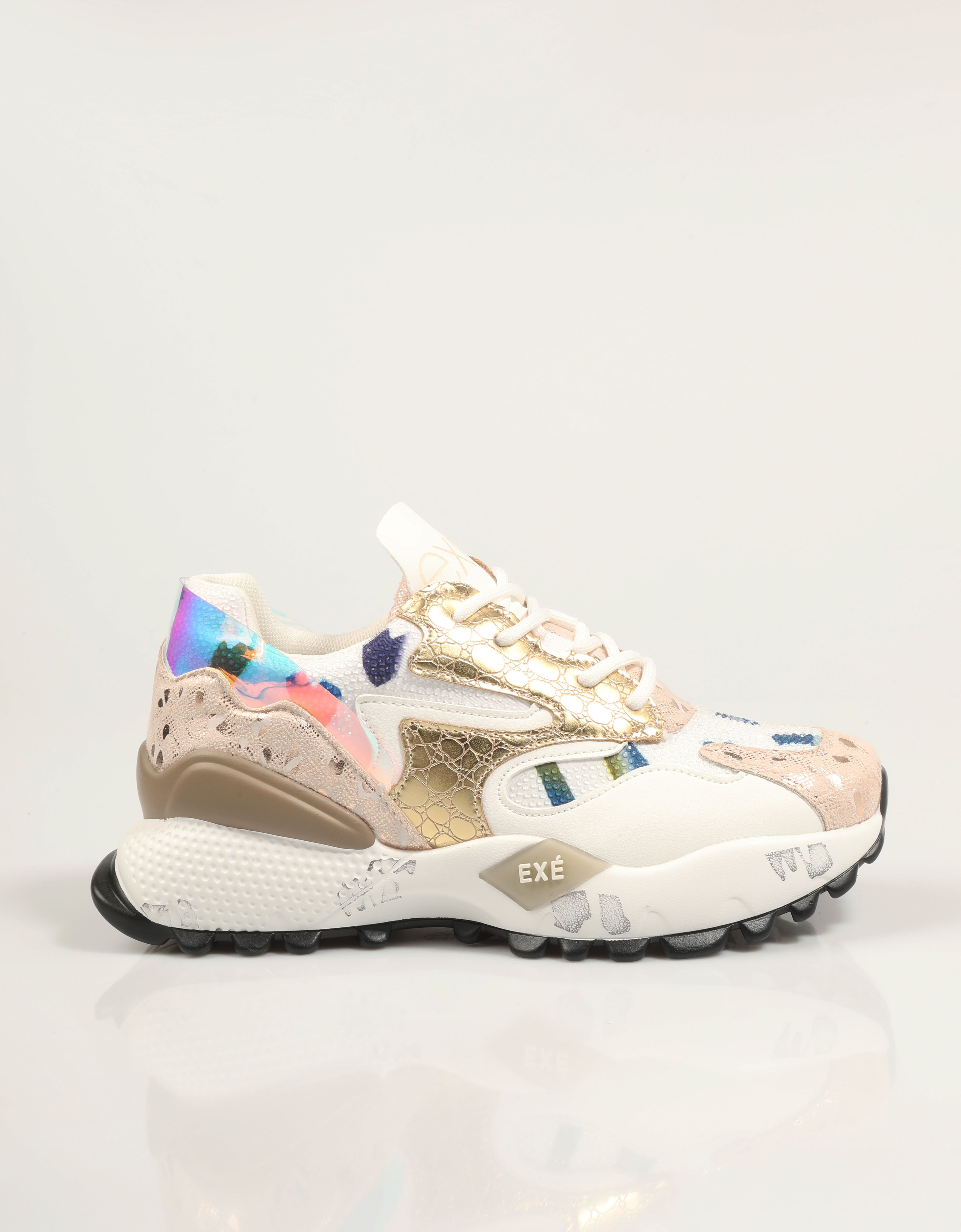 ZAPATILLAS EXE D190608-17 en color Beige