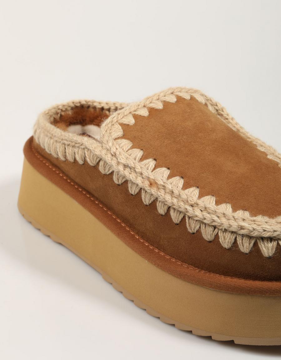 ZUECOS MOU CLOG ESKIMO PLATFORM 681004A