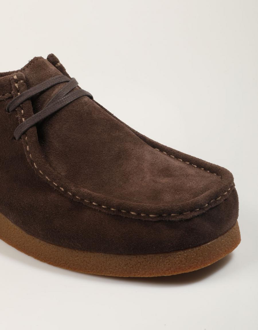 ZAPATOS SPORT CLARKS WALLABEE EVO