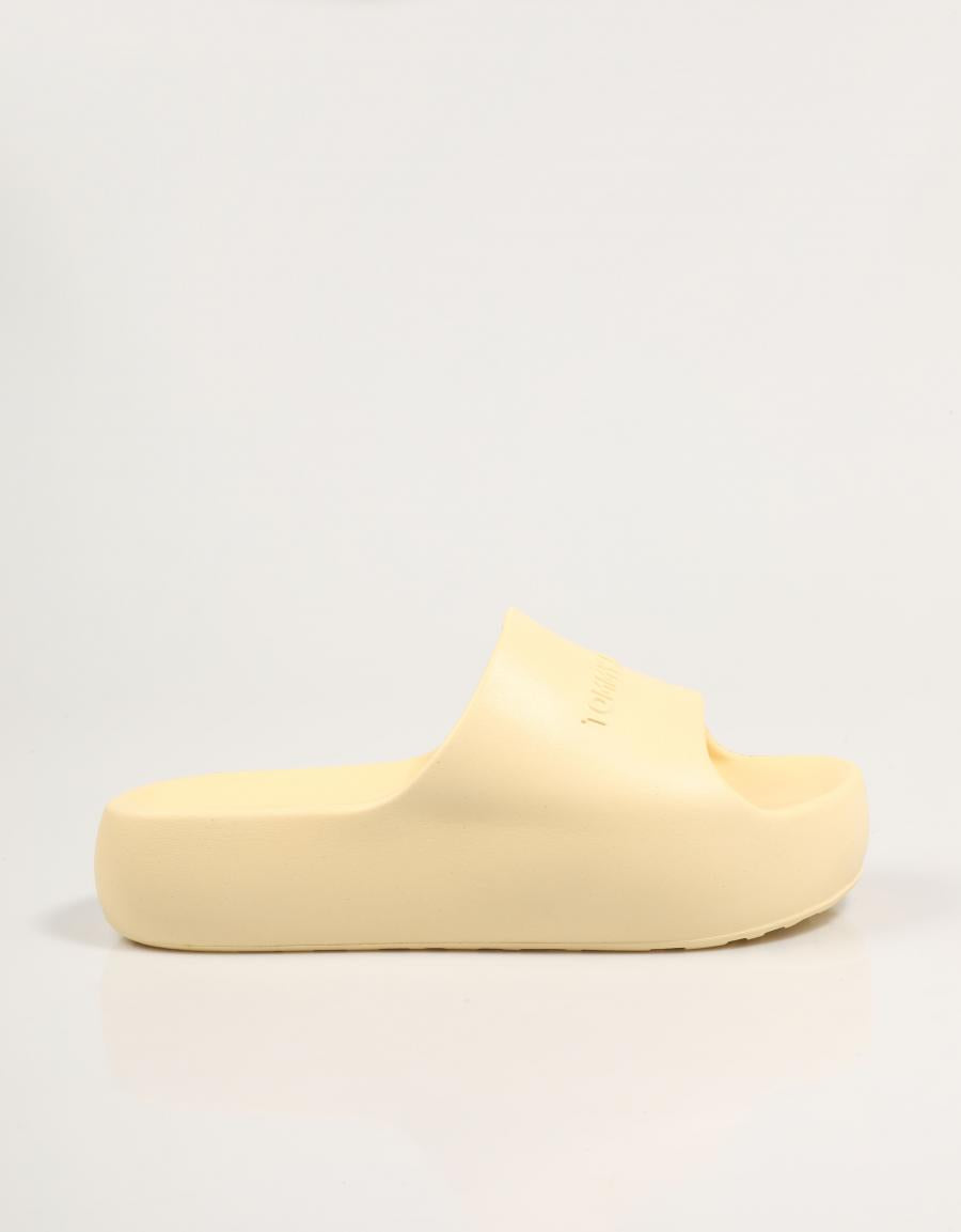 CHANCLAS TOMMY HILFIGER WAVE TJW CHUNKY POOL SLIDE ESS en color Amarillo