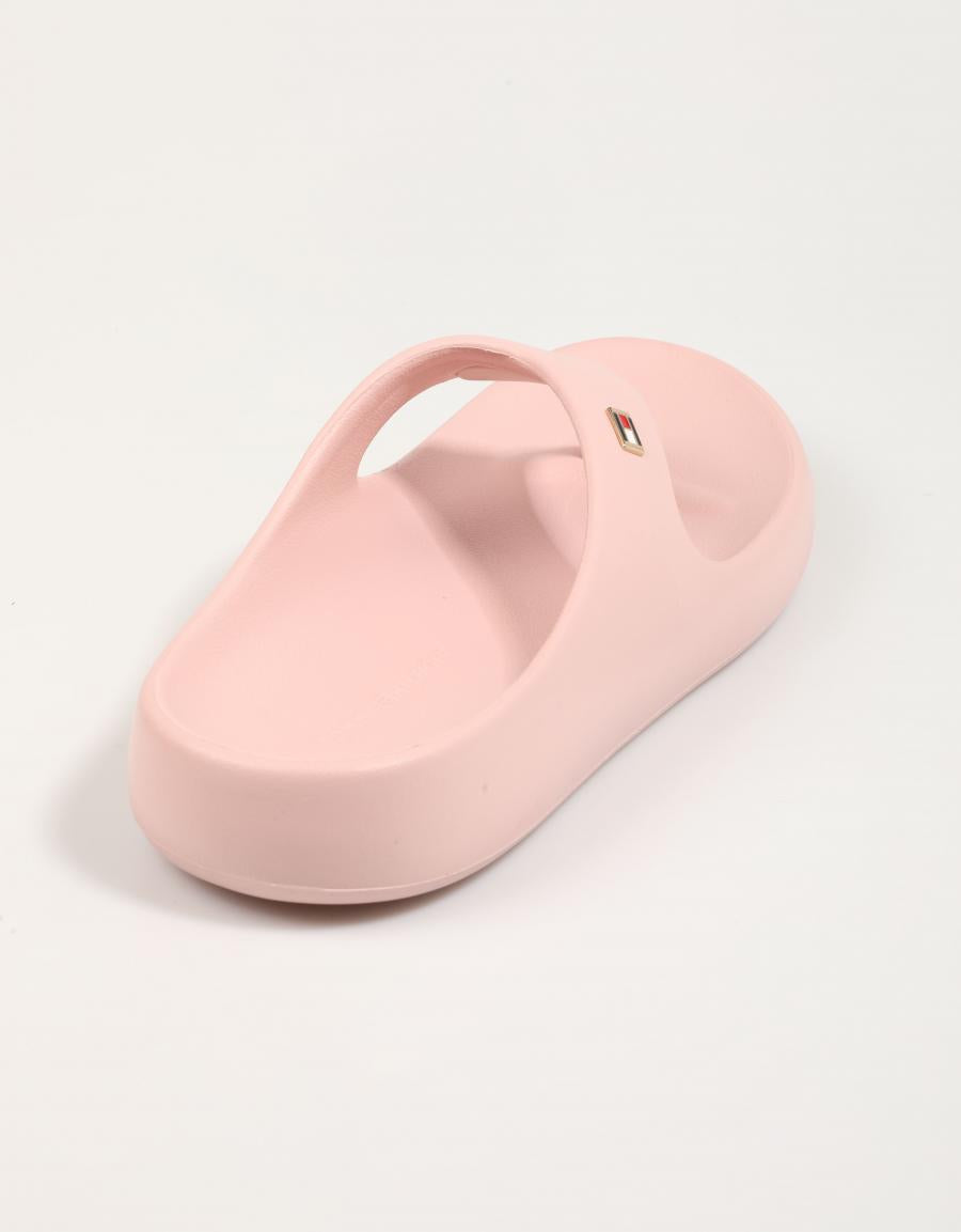 CHANCLAS TOMMY HILFIGER ISLA TH COMFORT BEACH SANDAL en color Rosa