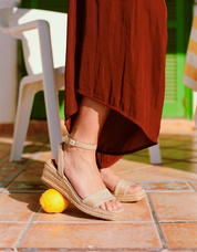 SANDALIAS TOMMY HILFIGER FLAVIA  ESPAD MID en color Beige