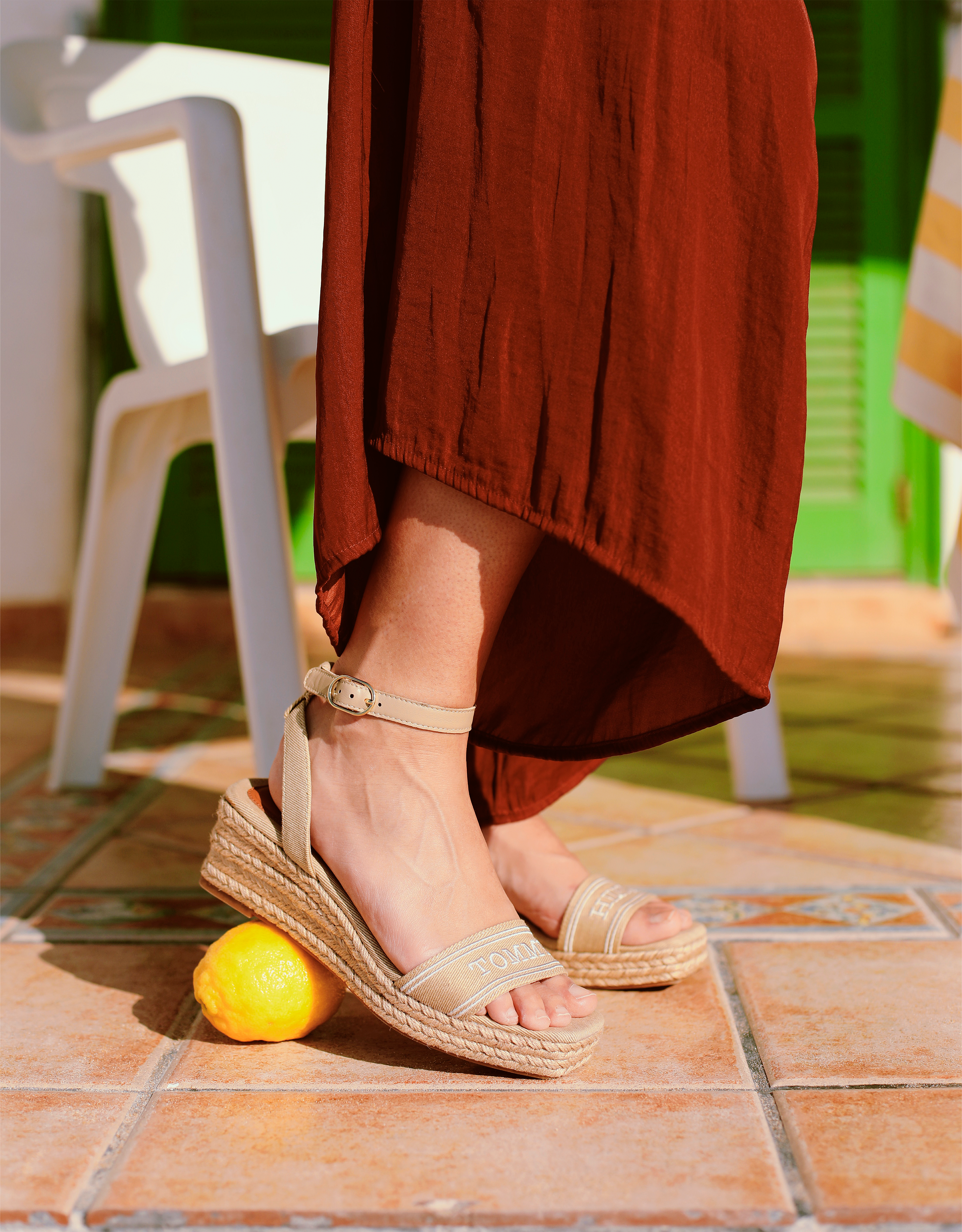 SANDALIAS TOMMY HILFIGER FLAVIA  ESPAD MID en color Beige