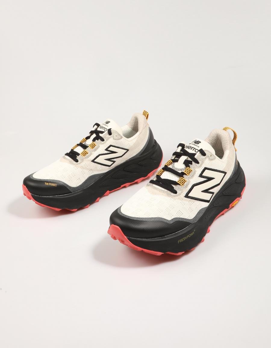 ZAPATILLAS NEW BALANCE MTHIER HIERRO V9