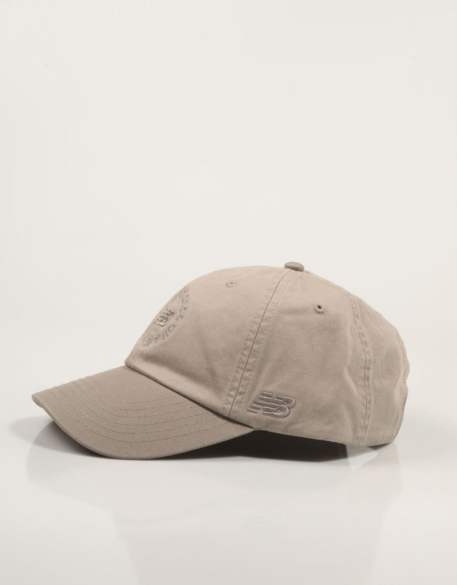 GORRA NEW BALANCE LAH51012 en color Kaki