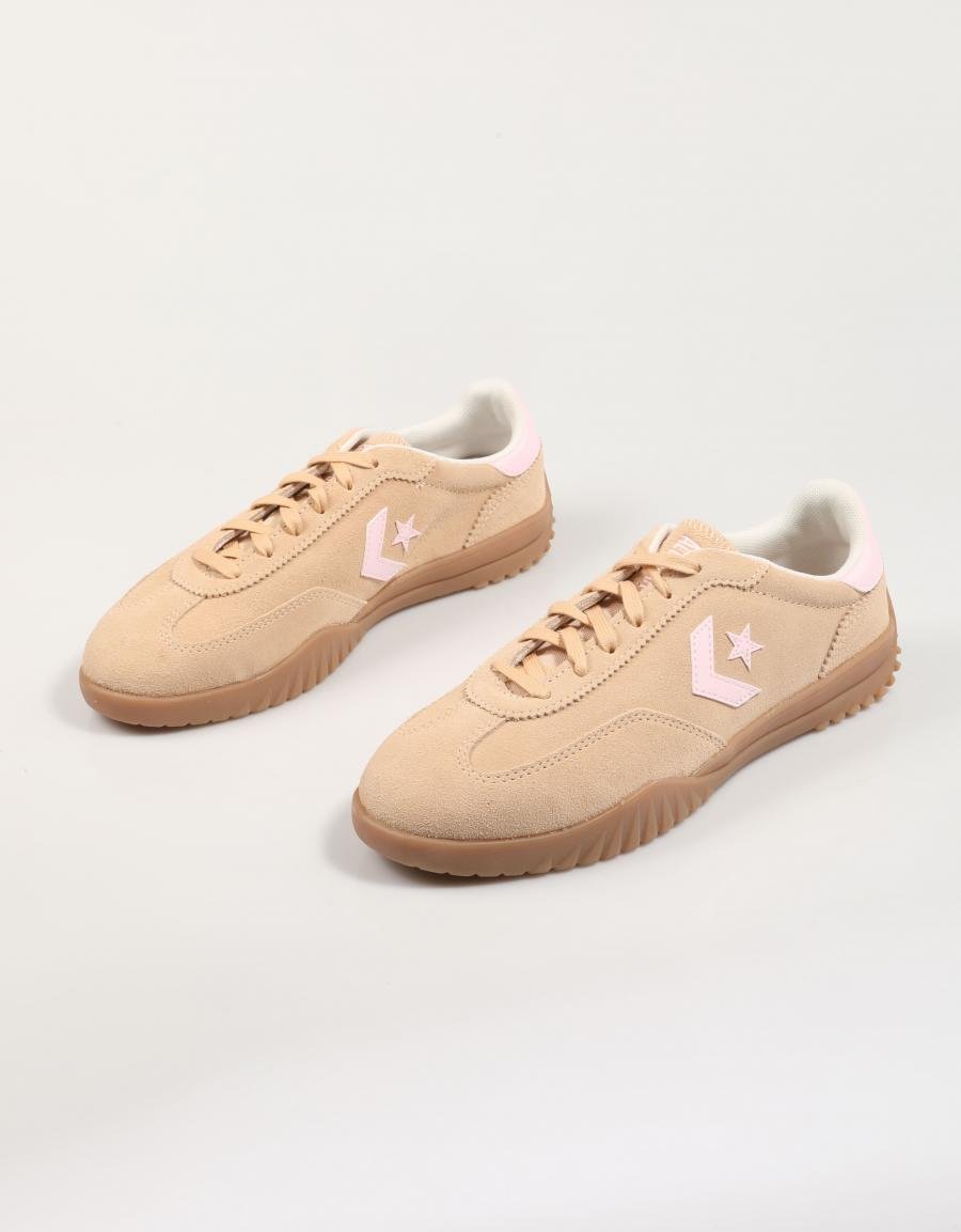 ZAPATILLAS CONVERSE RUN STAR TRAINER en color Beige