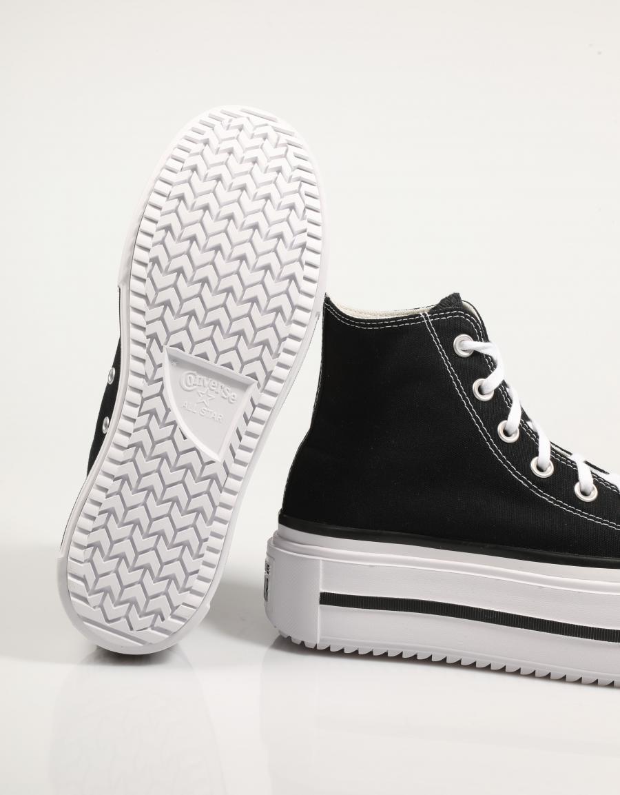 ZAPATILLAS CONVERSE CHUCK TAYLOR ALL STAR LIFT DOUBL en color Negro