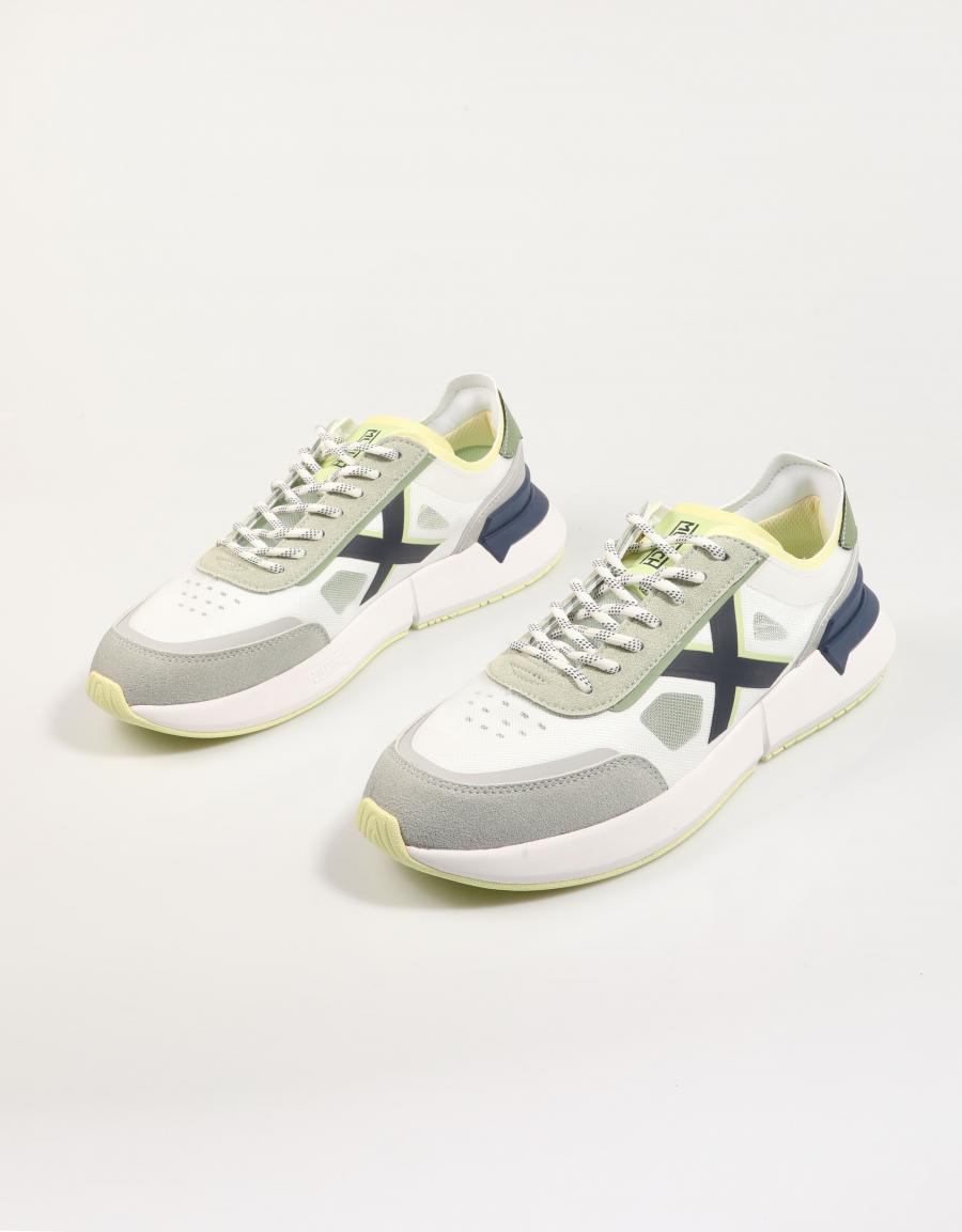 ZAPATILLAS MUNICH VERSUS LS en color Blanco