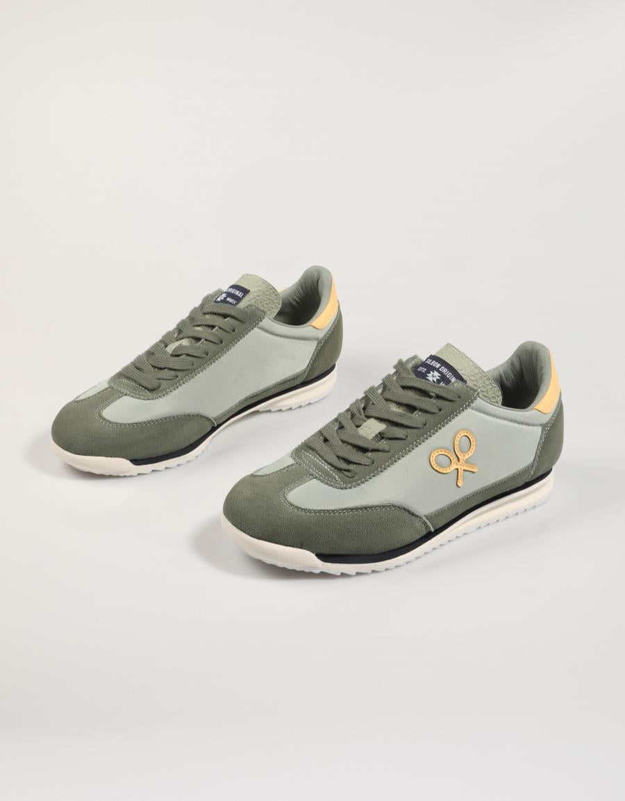 ZAPATILLAS SILBON 131316 en color Verde