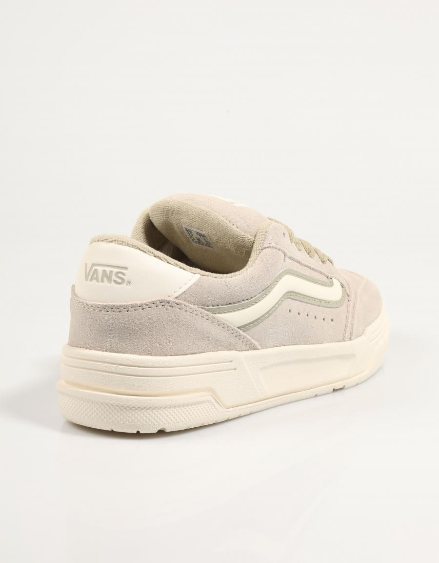 ZAPATILLAS VANS HYLANE en color Taupe