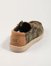 ZAPATOS SPORT DUDE WALLY PALM JUTE 43087 en color Kaki