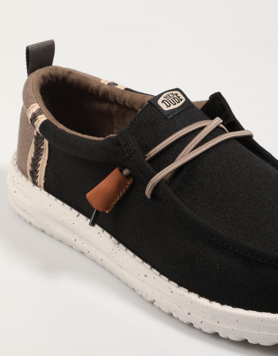 ZAPATOS SPORT DUDE WALLY SUMMER LINEN 43086 en color Negro