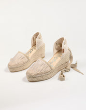 SANDALIAS VIDORRETA 06700 en color Beige