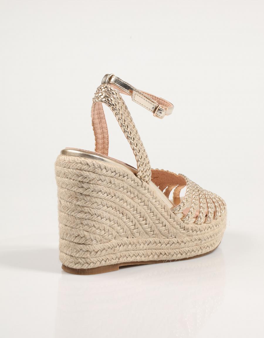 SANDALIAS AZAREY 562J604 en color Oro