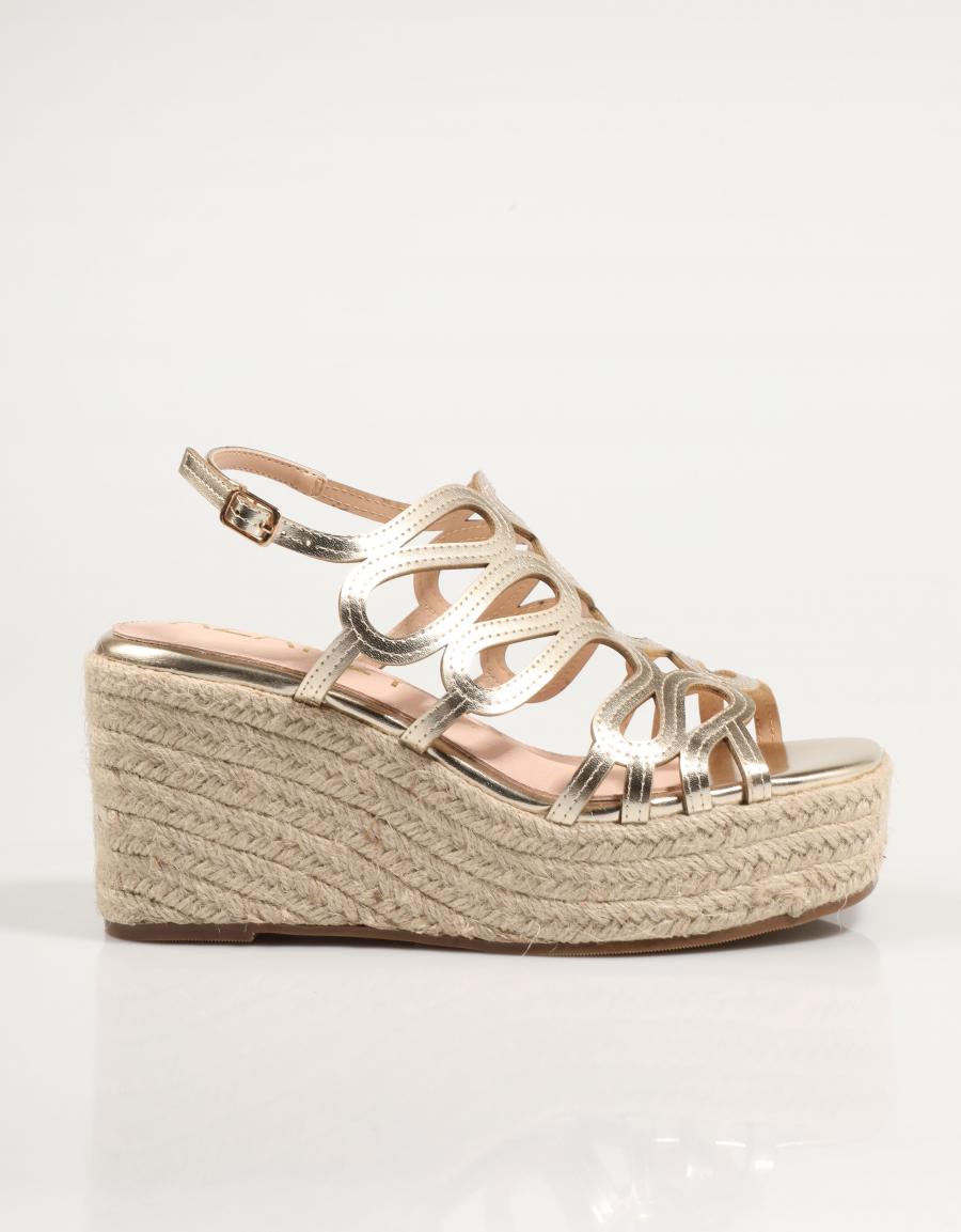 SANDALIAS AZAREY 501J563 en color Oro