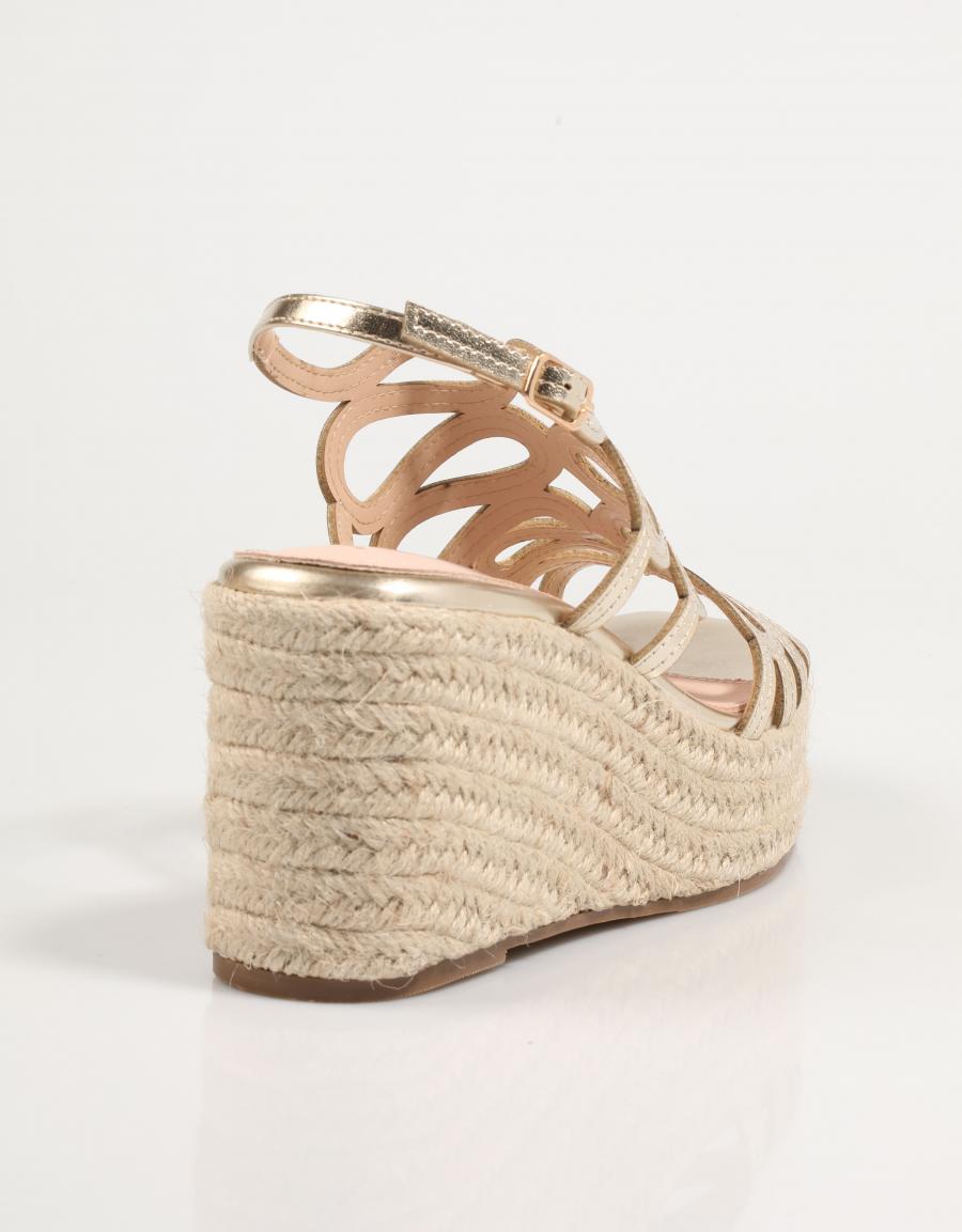SANDALIAS AZAREY 501J563 en color Oro