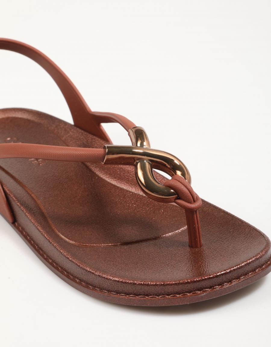 CHANCLAS GRENDHA 19036 MUSA SAND AD en color Marron