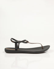 CHANCLAS IPANEMA CLASS CLASSY SANDAL FEM 83666 en color Negro