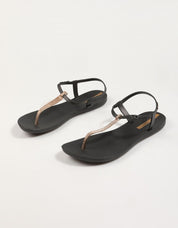 CHANCLAS IPANEMA CLASS CLASSY SANDAL FEM 83666 en color Negro