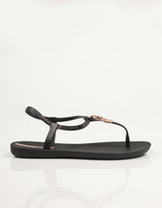 CHANCLAS IPANEMA CLASS STYLISH SANDAL FEM 83656 en color Negro