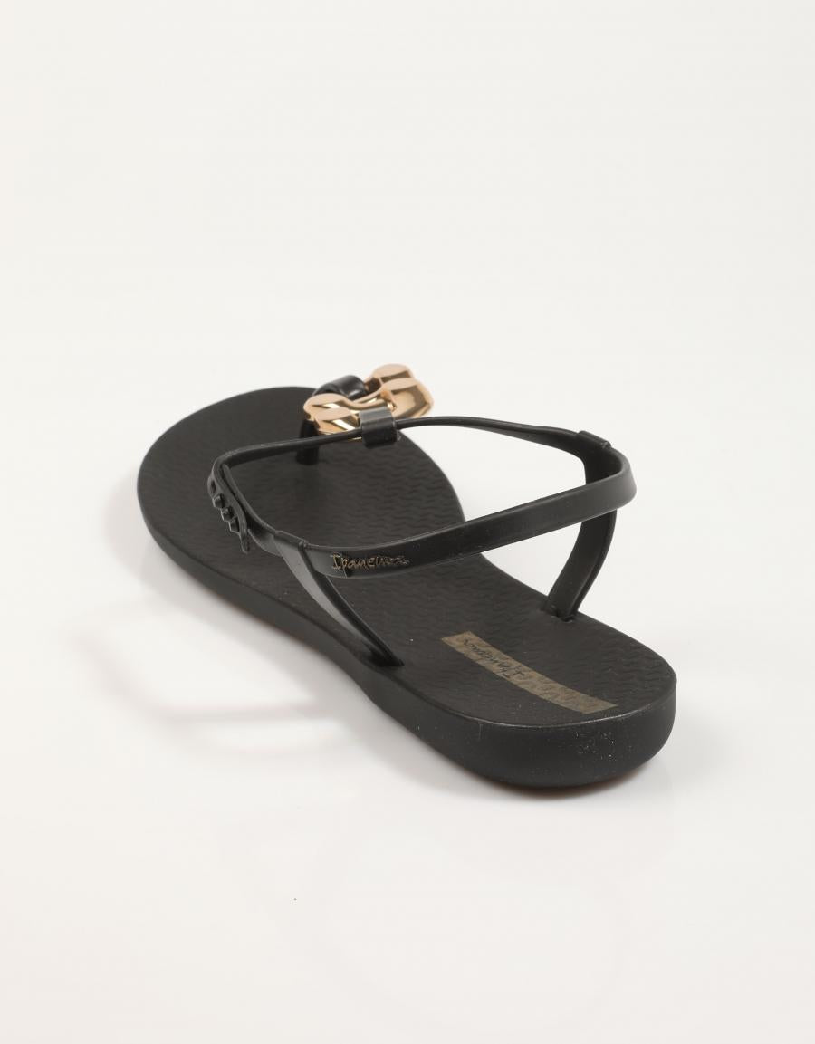 CHANCLAS IPANEMA CLASS CONNECT II FEM 83701 en color Negro