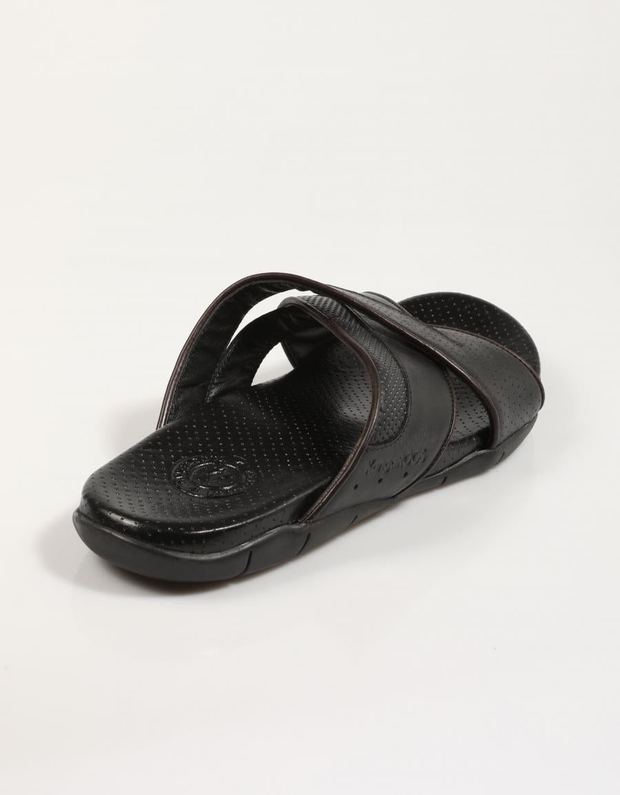 SANDALIAS KANGAROOS 853 en color Negro
