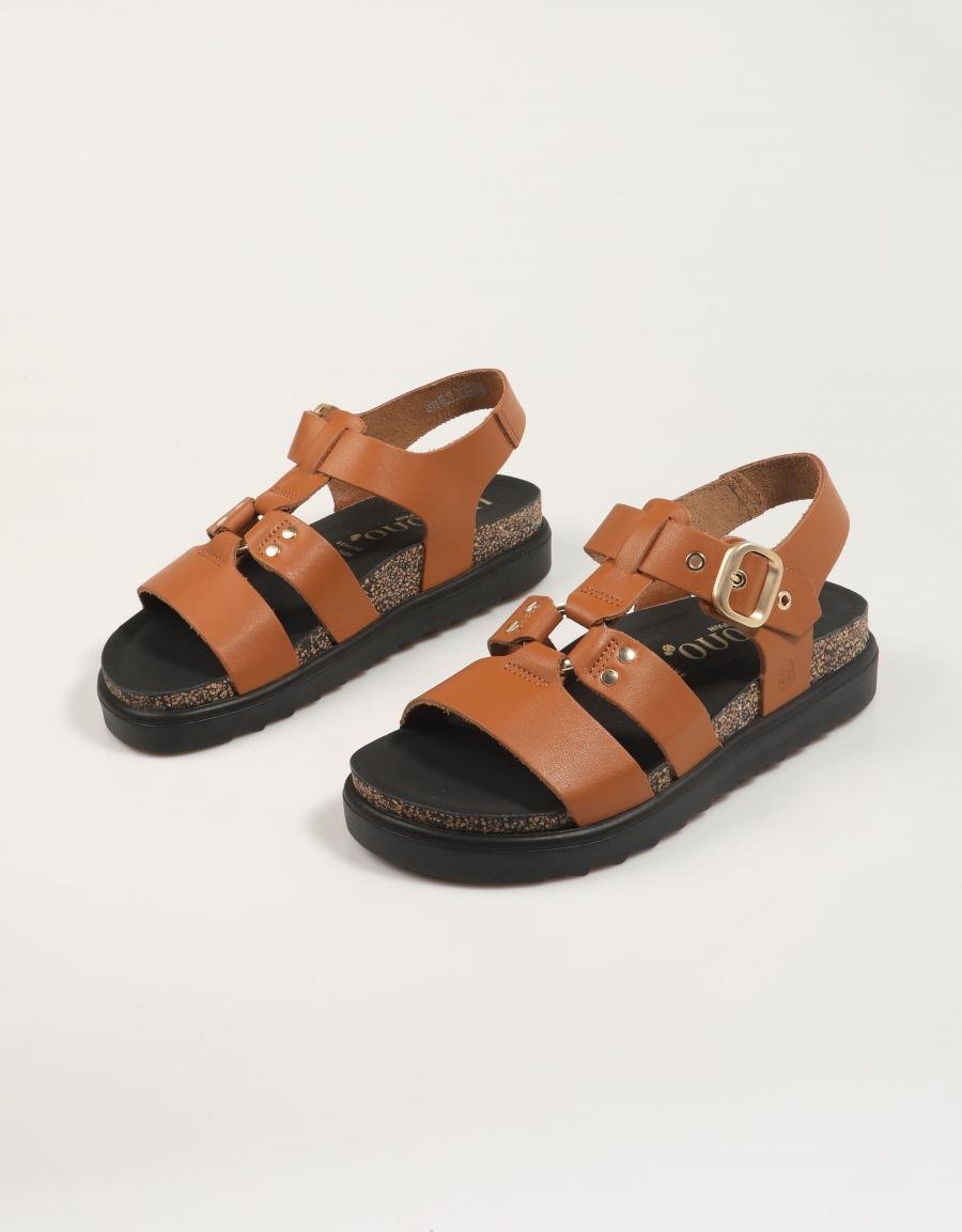 SANDALIAS YOKONO TUNEZ 258 en color Cuero