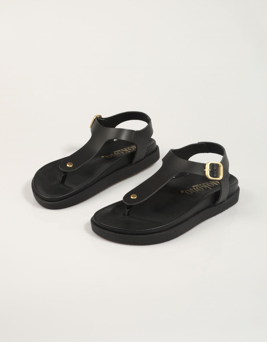 SANDALIAS YOKONO MORENA 317 en color Negro