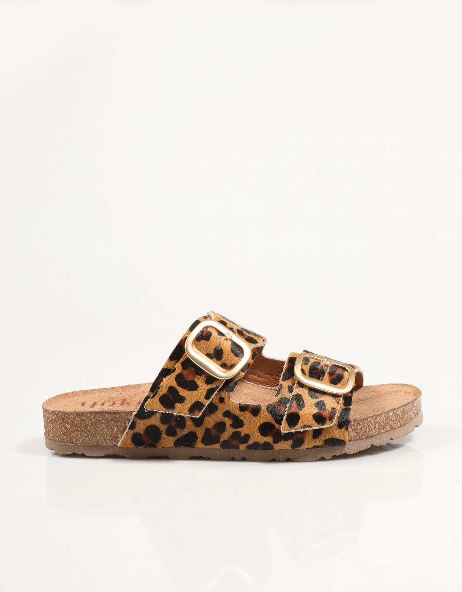 SANDALIAS YOKONO JERBA 700 en color Marron
