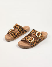 SANDALIAS YOKONO JERBA 700 en color Marron